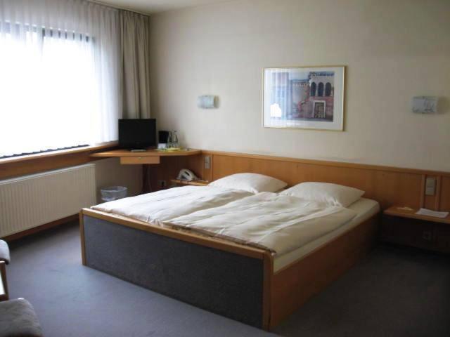 Hotel Pfaelzer Hof, Zum Schokoladengiesser Rodalben Camera foto